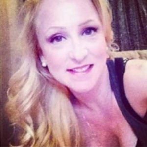 Meet your Posher, Lesa